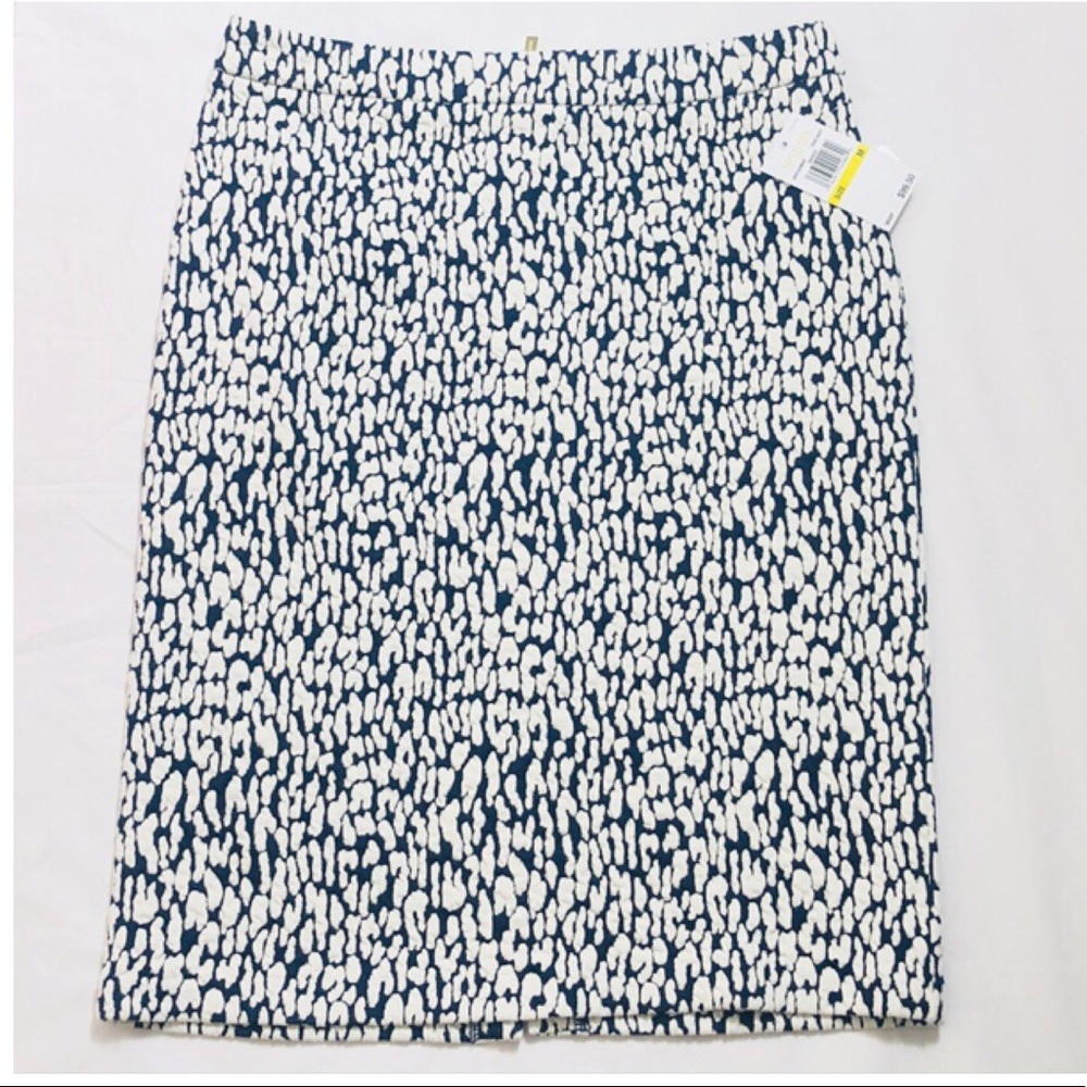 Michael Kors Women’s True Navy Skirt Size M - Picture 3 of 8